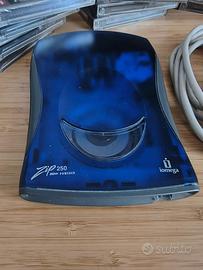 Iomega Zip 250MB USB Powered + 16 dischi