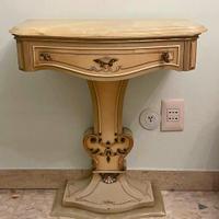 comodini stile barocco veneziano (coppia)