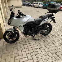 Honda cbf 1000