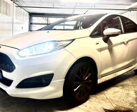 FORD Fiesta 6ª serie - 2017