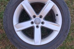 Pneumatici invernali con cerchi originali Audi