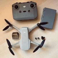 Dji mini 2 fly combo