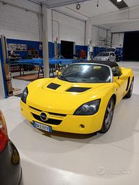Opel Speedster 2.2 16v