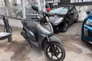 HONDA SH 300 ABS-ASR 6500KM