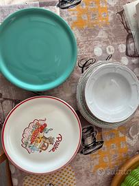 Piatti da pizza e piatti da cucina