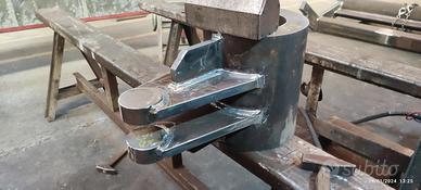 Saldatore aiuto carpentiere