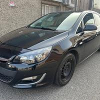 Opel Astra 1.4 100CV 5 porte Cosmo
