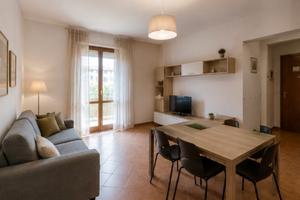 Trilocale-Firenze C. Di Marte- con terrazzo