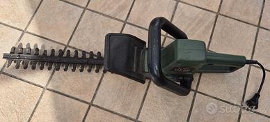 Tagliasiepi elettrico Black+Decker