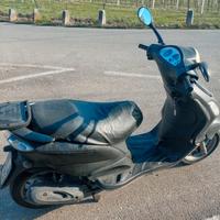 PIAGGIO FLY 100