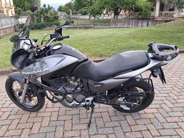 Moto HONDA TRANSALP XL700