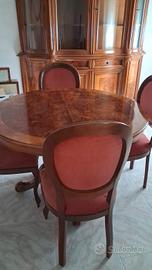 tavolo con sedie soggiorno