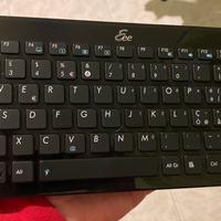 Tastiera Asus Eee EK-C2 senza Chiavetta Wi-Fi