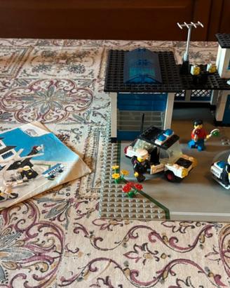 LEGO 6384 – Police Station / Stazione di Polizia