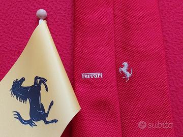 Ferrari Cravatta Rossa 100% Seta Cavallino Argento