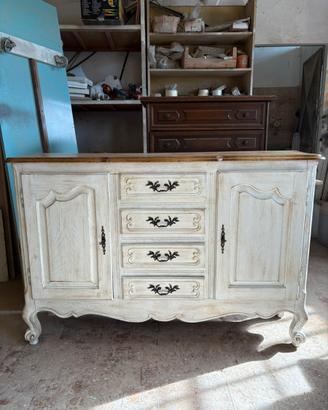 Credenza Provenzale
