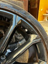 4 cerchi originali da 21 e gomme audi q3 e rsq3