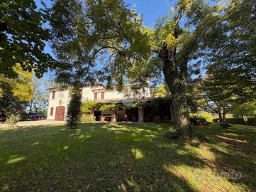 VILLA SINGOLA A CESENA