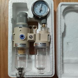 regolatore di pressione con separatore olio