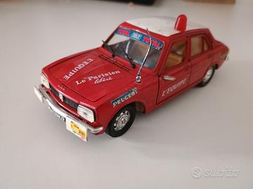 modellino pilistil  Peugeot 504 GL scala 1:26