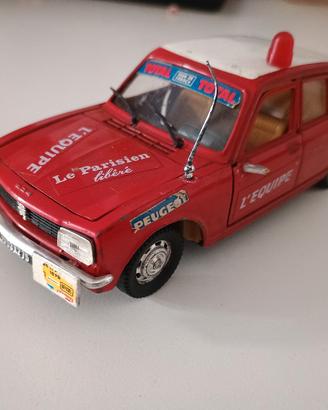 modellino pilistil  Peugeot 504 GL scala 1:26