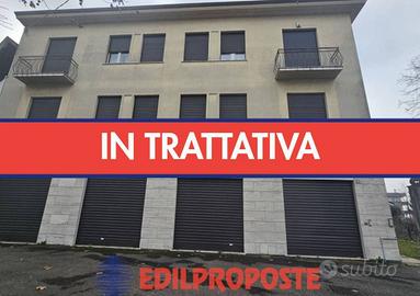 Casa indipendente di 564 m² con più di 5 locali a 