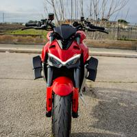 Ducati Streetfighter V4