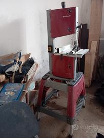 Sega a nastro con banchetto 