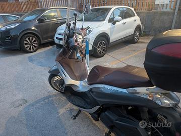 Beverly 300