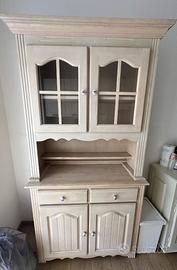 Credenza provenzale in legno decapato