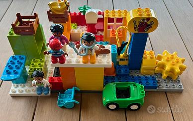 10836 LEGO DUPLO Grande Piazza in Città