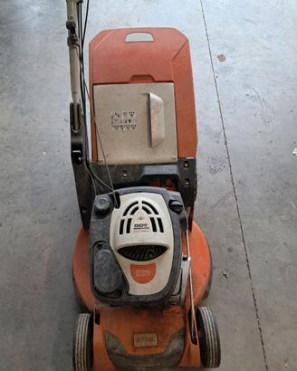 RASAERBA STIHL