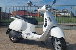 Vespa Gt 125