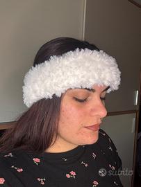 Fascia per capelli effetto pelliccia uncinetto