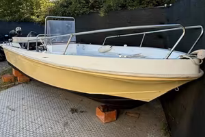 barca open 5.3m motore 40cv