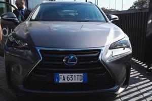 lexus NX300h Hybrid luxury 4wd