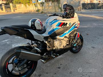 BMW M 1000 XR