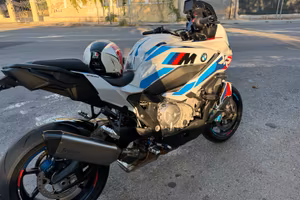 BMW M 1000 XR