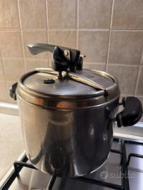Pentola a pressione Lagostina 6 litri