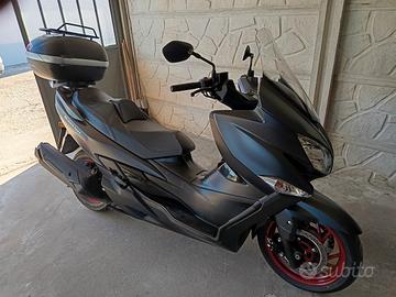 SUZUKI BURGMAN 400 del 2018