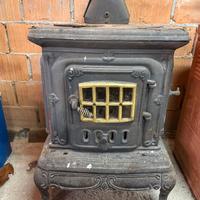 Stufa in ghisa vintage (anni ’50–’70) Titolo