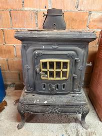 Stufa in ghisa vintage (anni ’50–’70) Titolo