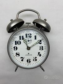 Sveglia vintage con campanelle