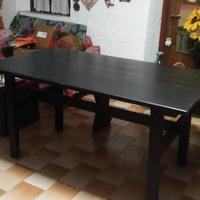 tavolo di legno massiccio 