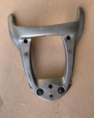 maniglia portapacchi aprilia Scarabeo 50 