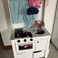 Cucina gioco IKEA con accessori