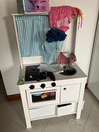 Cucina gioco IKEA con accessori