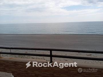 APPARTAMENTO VISTA MARE