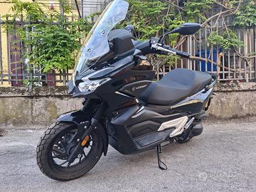 BENELLI /KEEWAY SCOOTER TERRAFINA 350cc