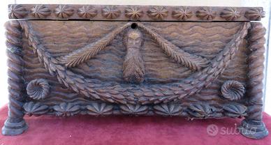 Cv220712 Una eccezionale cassetta in legno intag